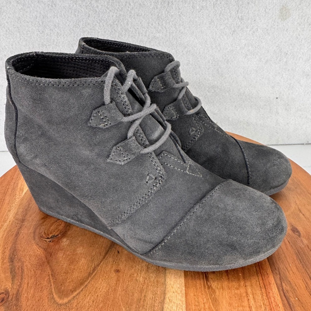 TOMSβ Kala Desert Suede Wedge Ankle Booties Lace Up Casual Shoes Gray US 8.5